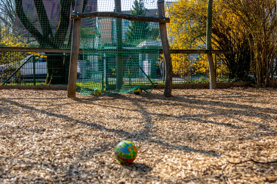 Fußballplatz (klein)