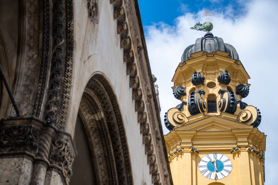 Feldherrnhalle und Theatinerkirche