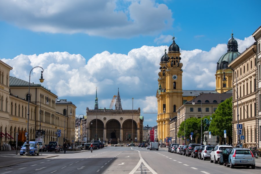 Ludwigstraße mit Blick auf Odeonsplatz