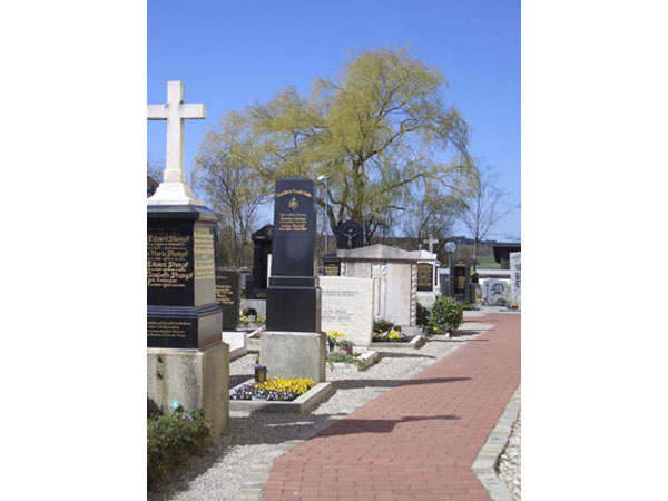 St.Johannes, Friedhof