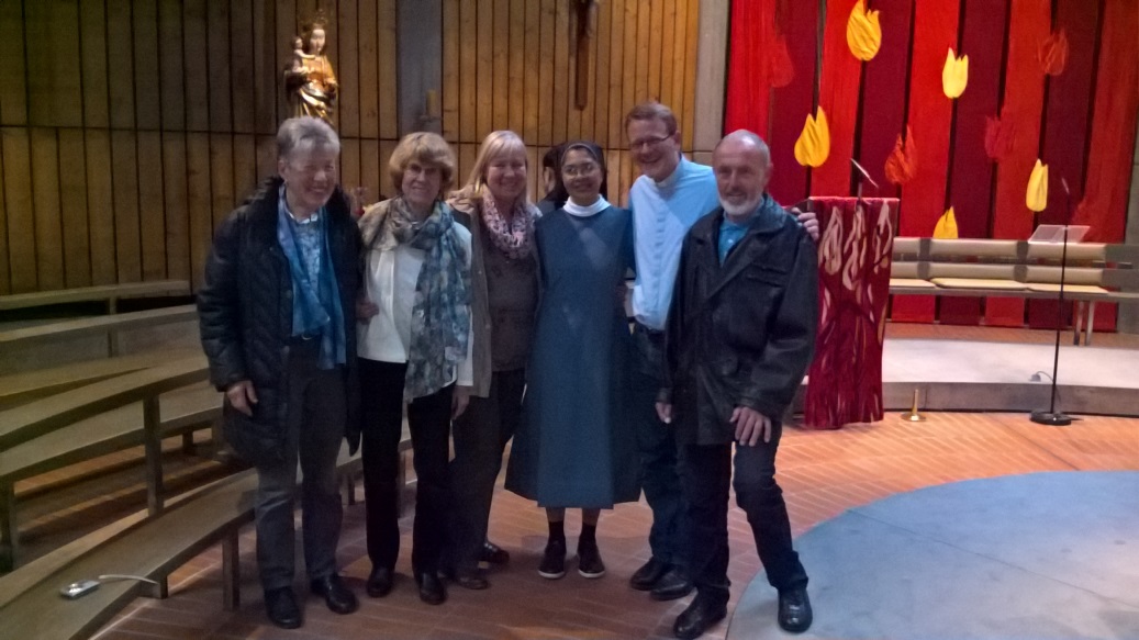 Schwester Mareneide zu Besuch in St. Georg mit Mitgliedern des AK "Eine Welt"