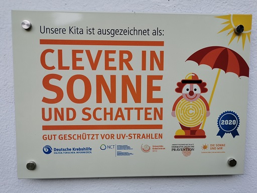 Seit dem Sommer 2020 ist der Kindergarten „Maria-Himmelfahrt“ Weildorf mit dem Gütesiegel „Clever in Sonne und Schatten“ ausgezeichnet.