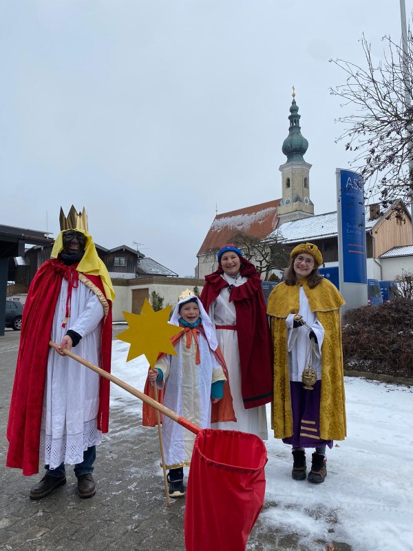 Sternsinger Familie Deser Nonnnreit