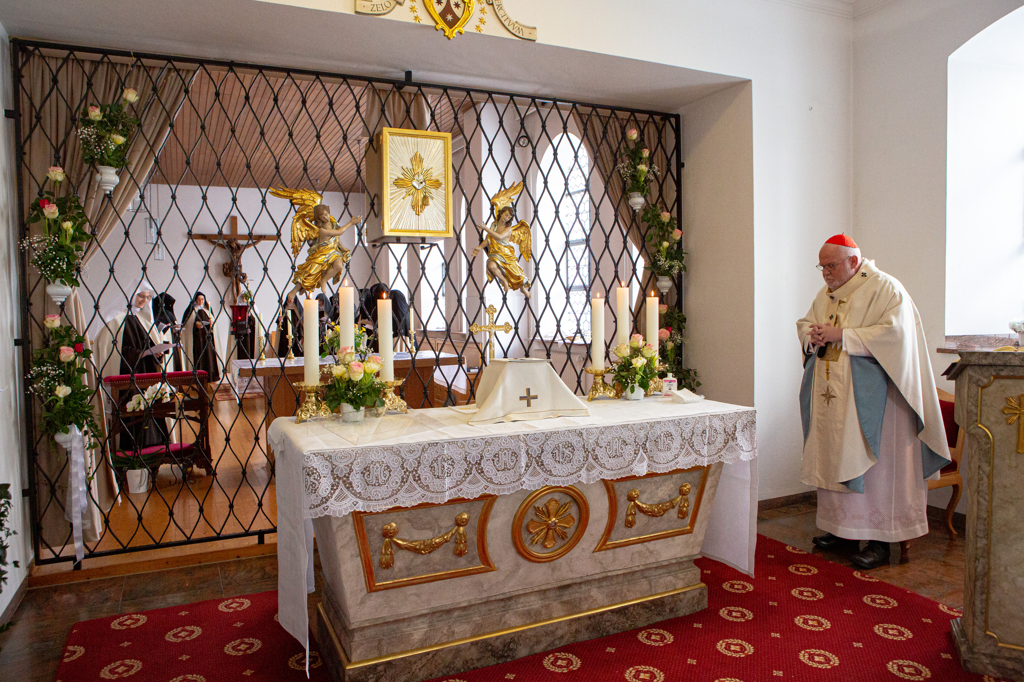 Der Erzbischof von München und Freising, Kardinal Reinhard Marx, feierte die Heilige Messe zur Feier der Ewigen Profess von Sr. Margareta