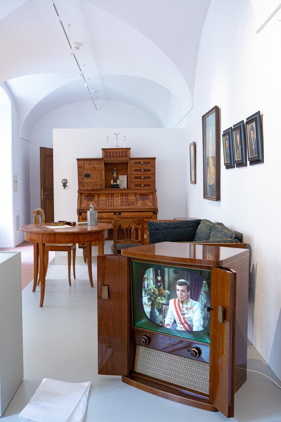 Ausstellung Kloster Beuerberg, Kommune 1121 - Visionen eines anderen Lebens