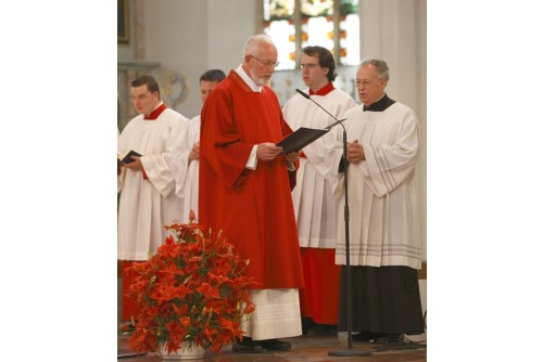 Pontifikalgottesdienst zum 40-jährigen Bischofsjubiläum von Kardinal Friedrich Wetter im Münchner Liebfrauendom am Hochfest der Apostel Petrus und Paulus, 29. Juni 2008