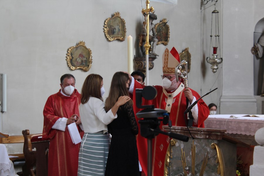 Salbung und Handauflegung