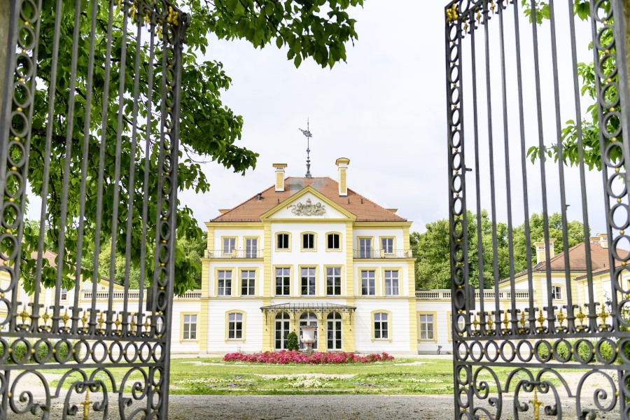 Schloss Fürstenried mit Tor