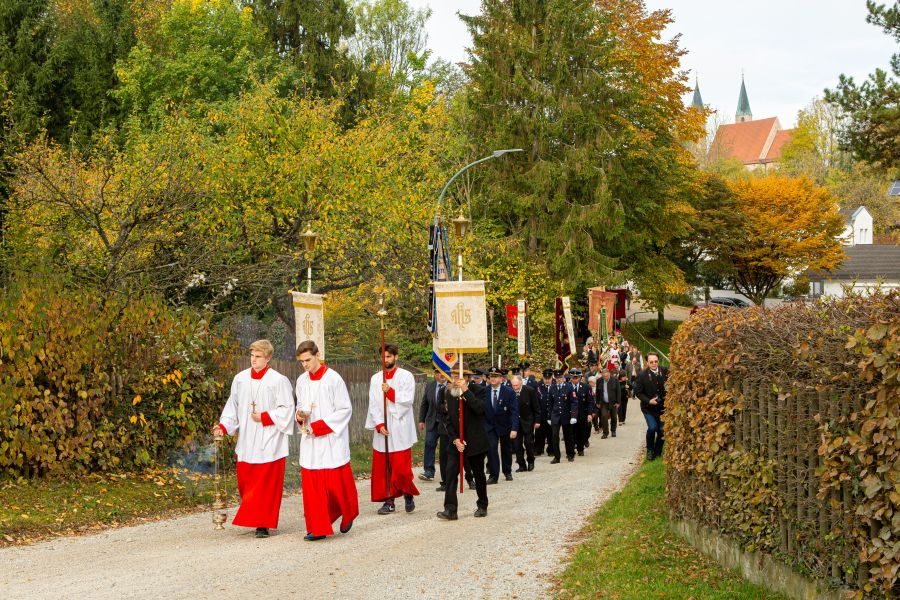 Wallfahrt nach Maria Bründl