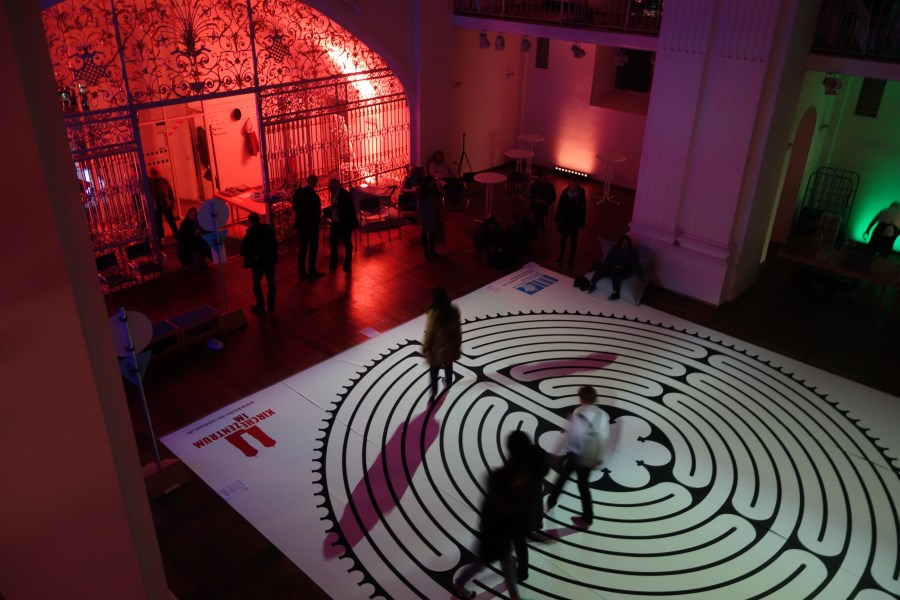 Labyrinth des Lebens in der Karmeliterkirche