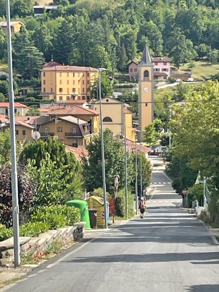 Unser Ziel, Madonna dei Fornelli mit Kirchturm sahen wir schon von weitem.