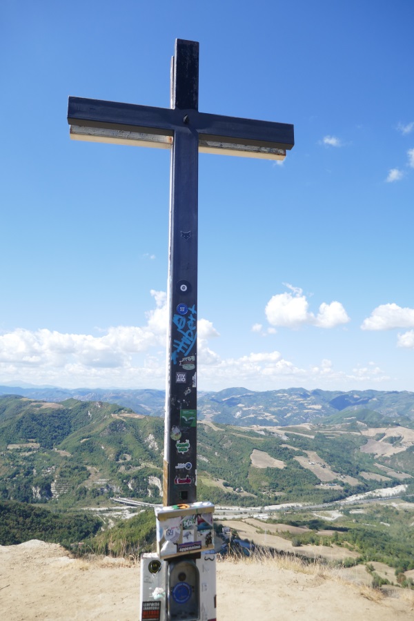 Gipfelkreuz im Apennin