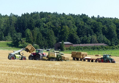 Traktoren bei der Arbeit