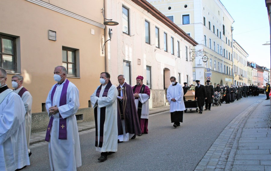 St_Georg_Abschied_Karl_Ellmann_Requiem_Trauerzug