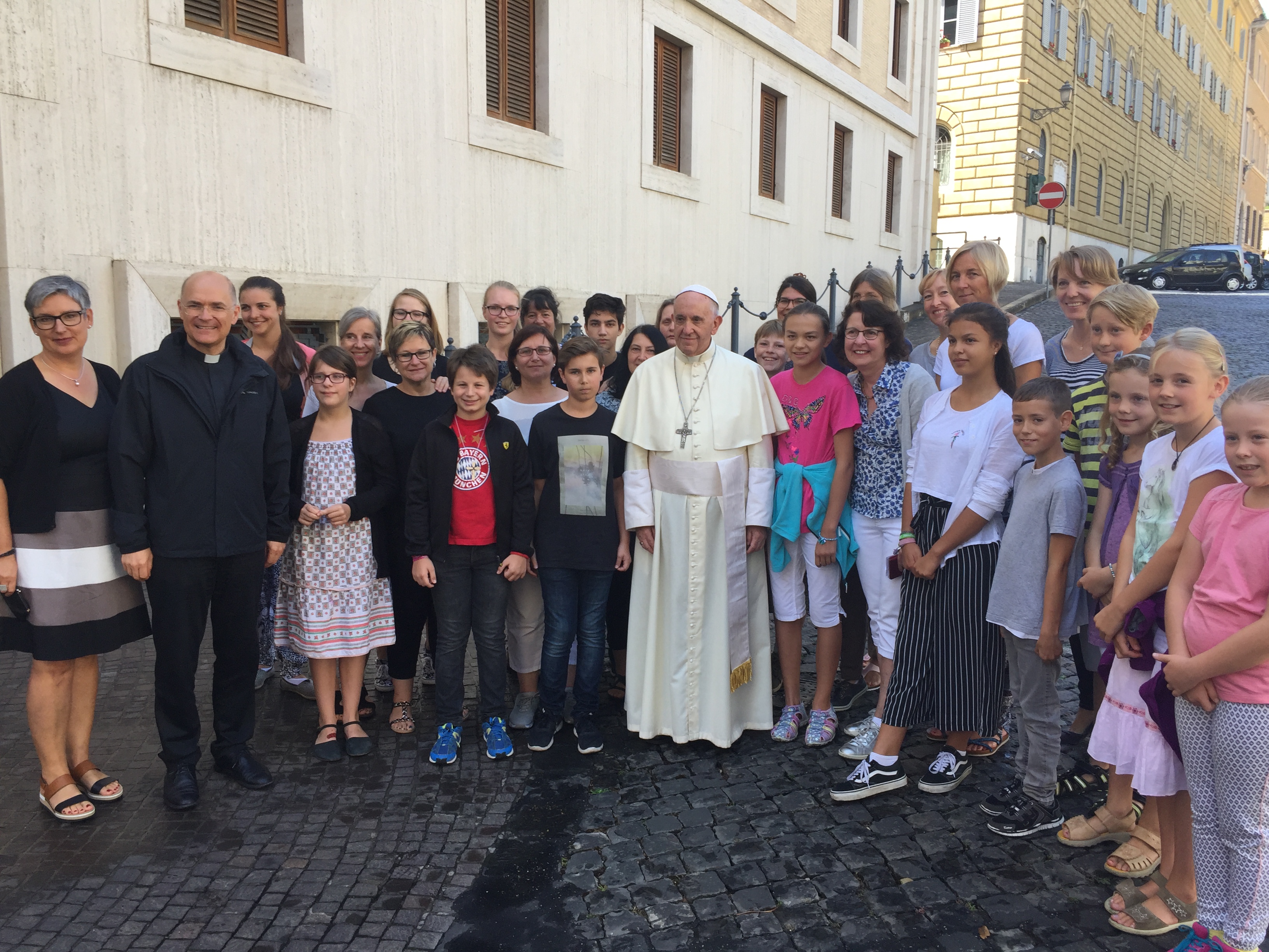 Begegnung einer Alleinerziehenden-Gruppe aus dem Erzbistum München und Freising mit Papst Franziskus, 2017