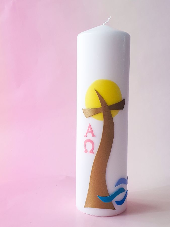 Osterkerze mit Alpha und Omega