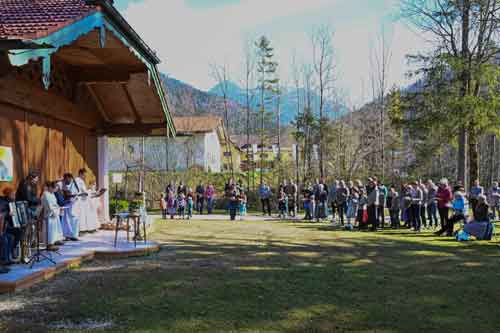 7-Familiengottesdienst-im-Kurpark