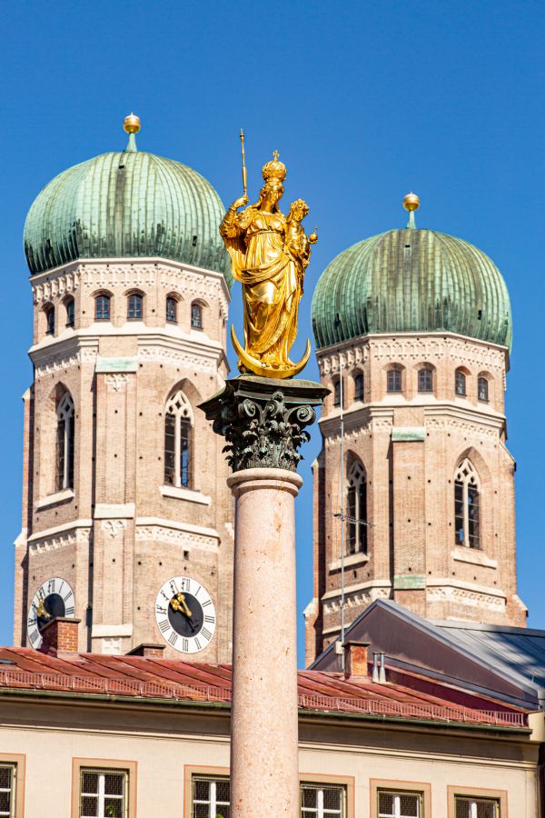 Mariensäule auf dem Marienplatz in München