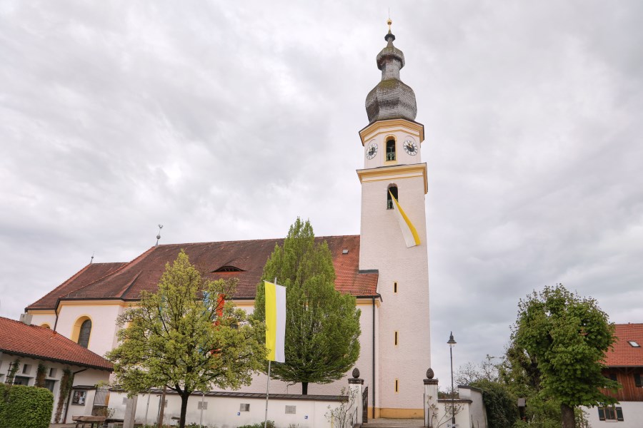 Kirche Schmuck