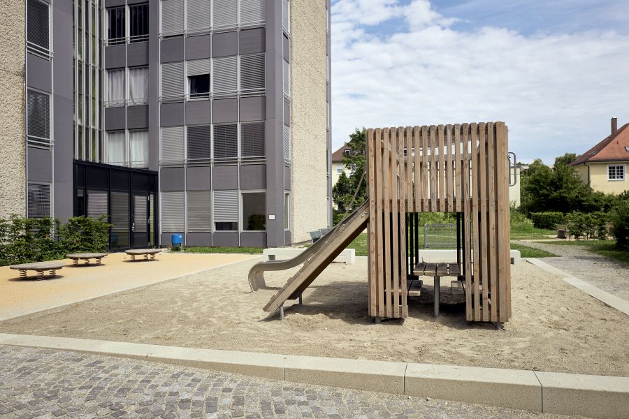 Spielplatz am Flexiheim in der Münchner Wotanstraße