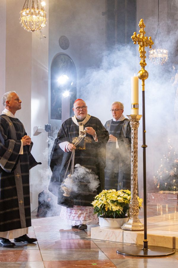 Kardinal Reinhard Marx beim Requiem für Papst em. Benedikt XVI. im Münchner Liebfrauendom