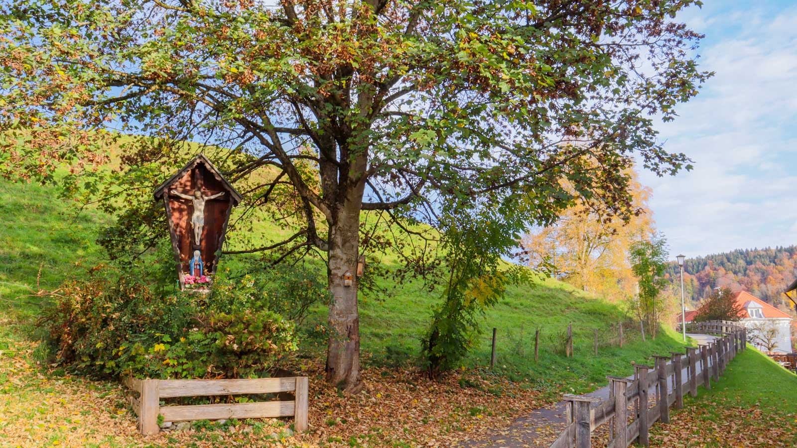 Wegkreuz - Kreuzweg