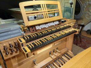 Orgel Hohenbrunn Breite 300