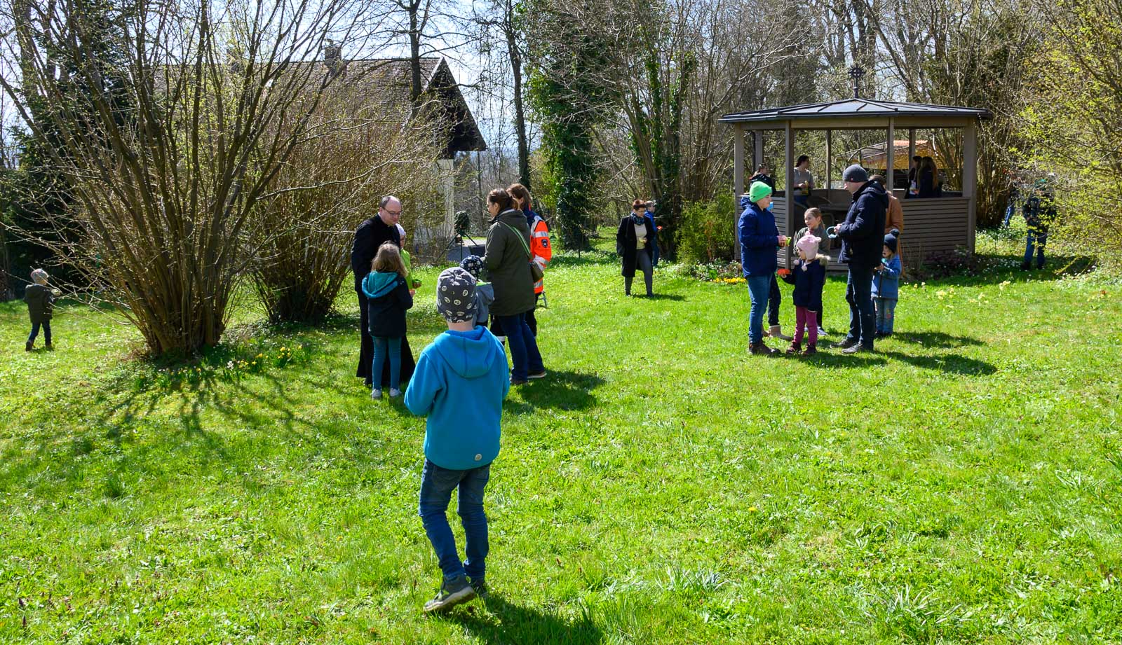 Ostereiersuchen im Pfarrhof Rott am Inn