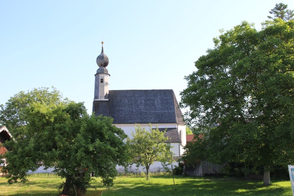 Filialkirche St. Johannes und Nikolaus Sondermoning