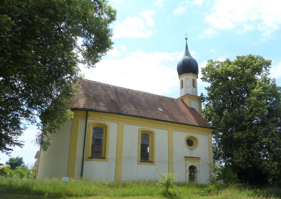 St. Leonhard Kemoden außen