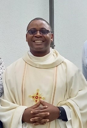 Fa James Kabosa