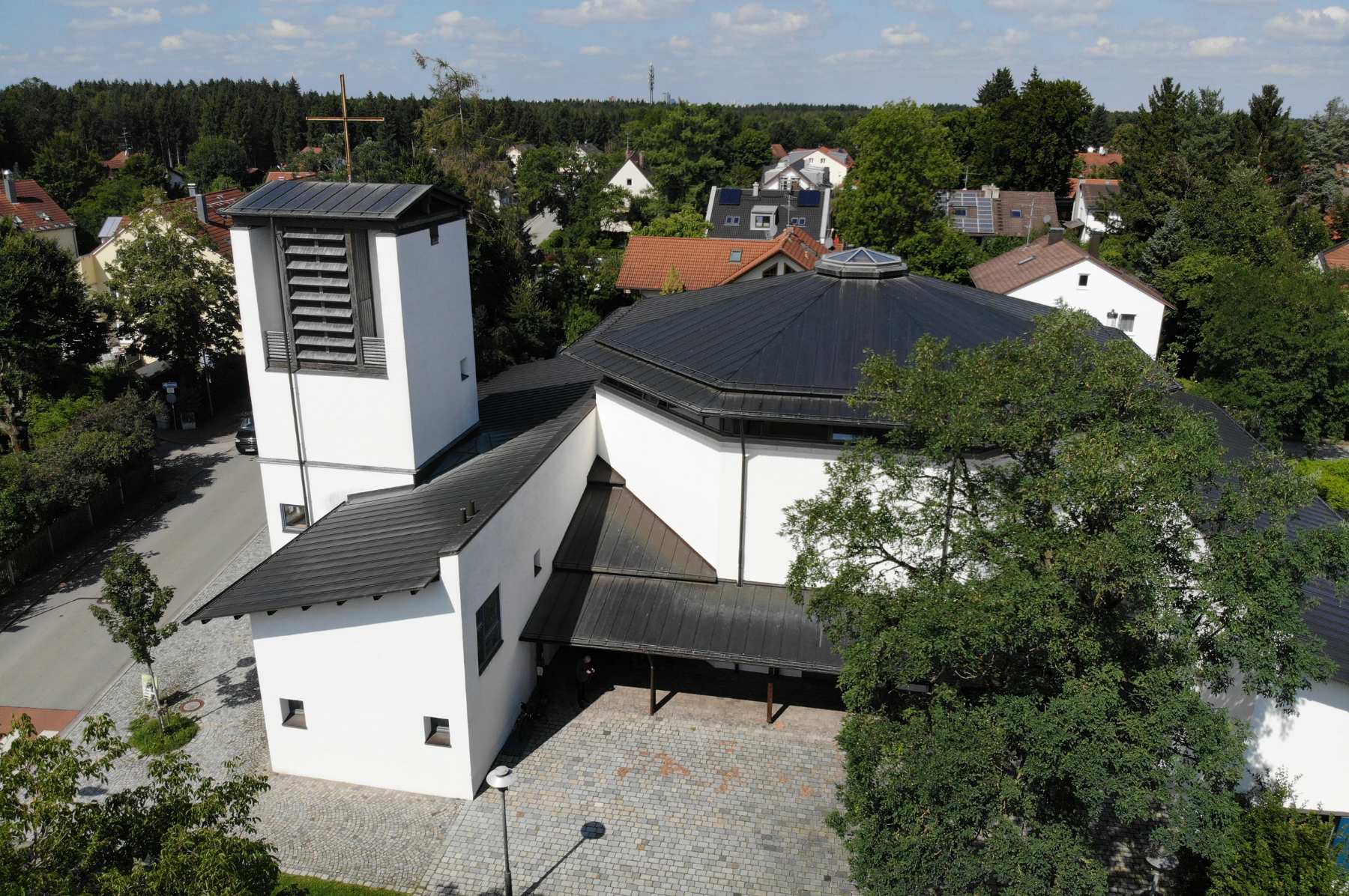 St. Christophern, Neukeferloh 1