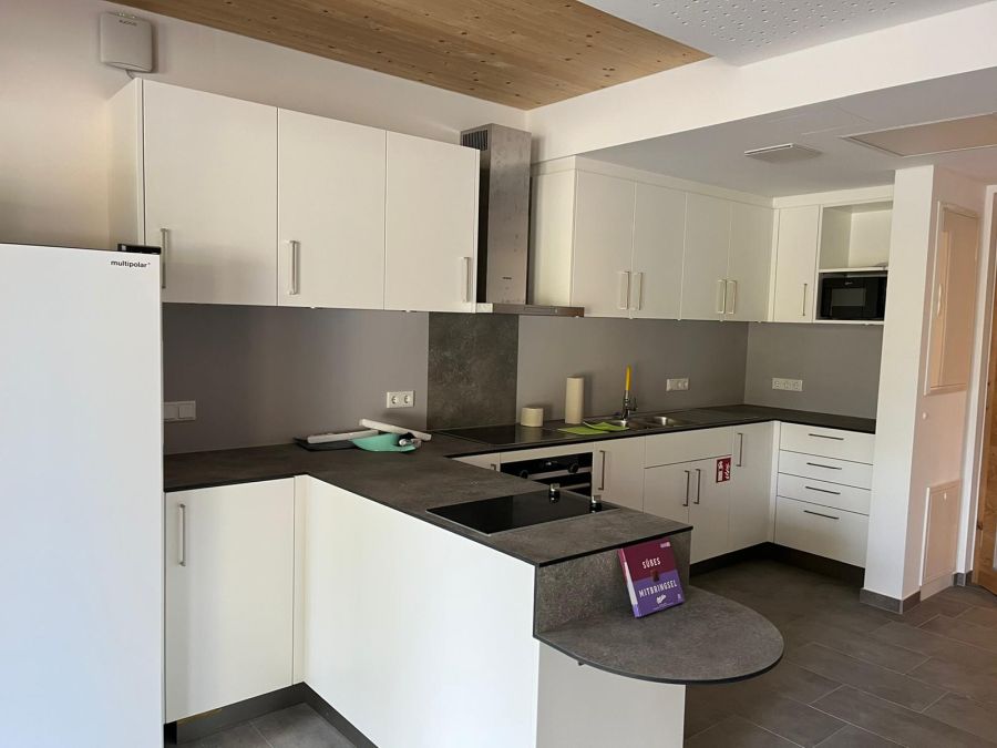 Küche im Studentenwohnheim St. Sebastian in Rosenheim