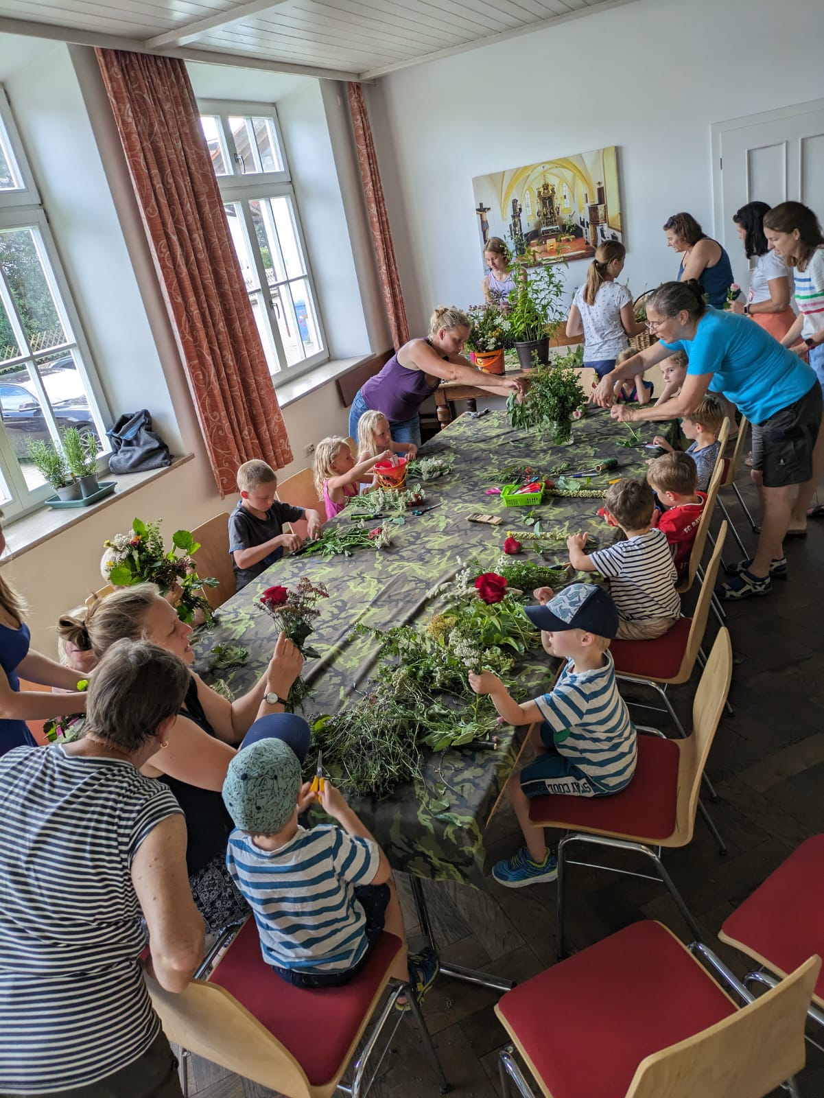 Kräuterbuschn und Familiengottesdienst