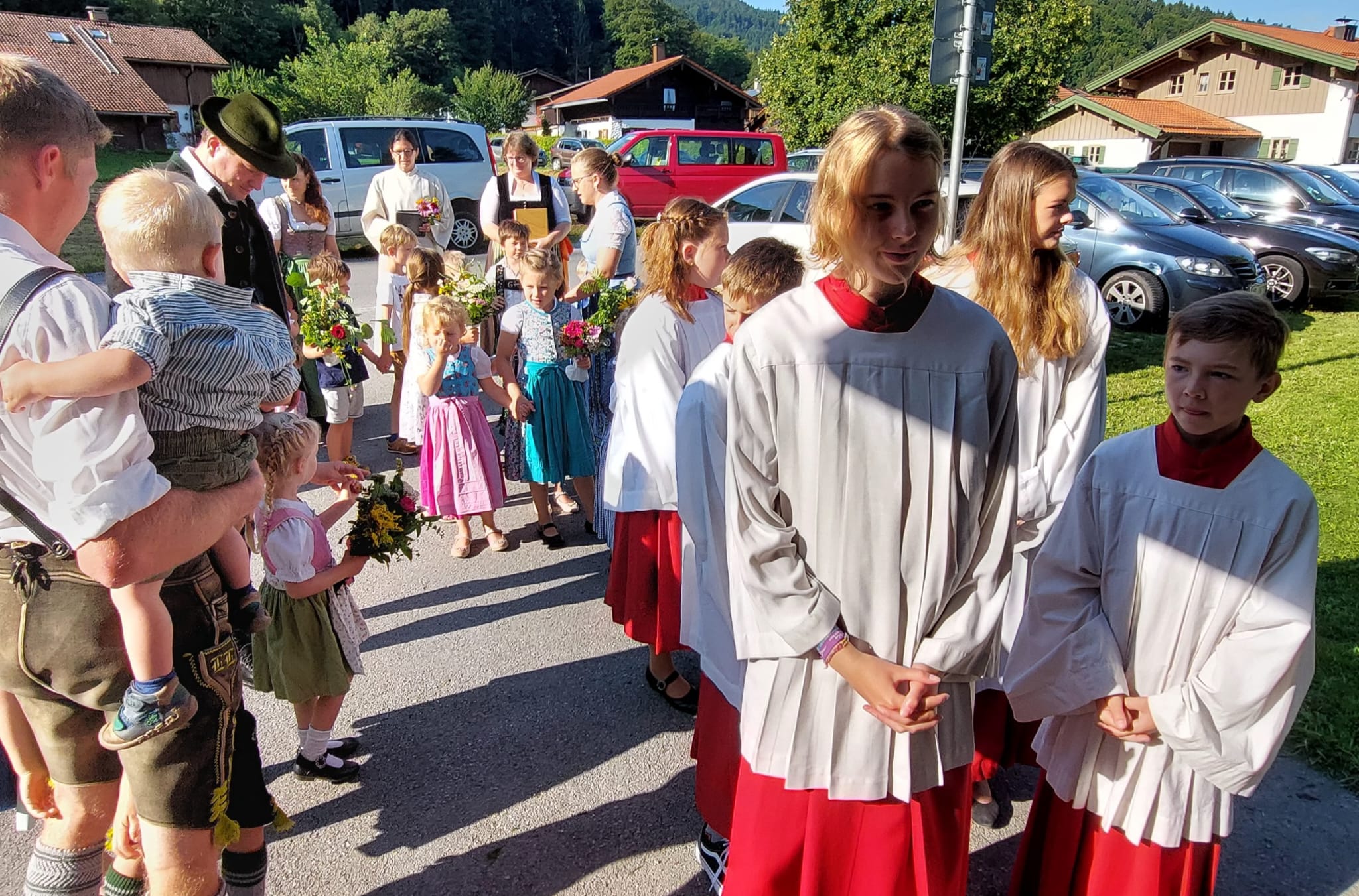 Kräuterbuschn und Familiengottesdienst