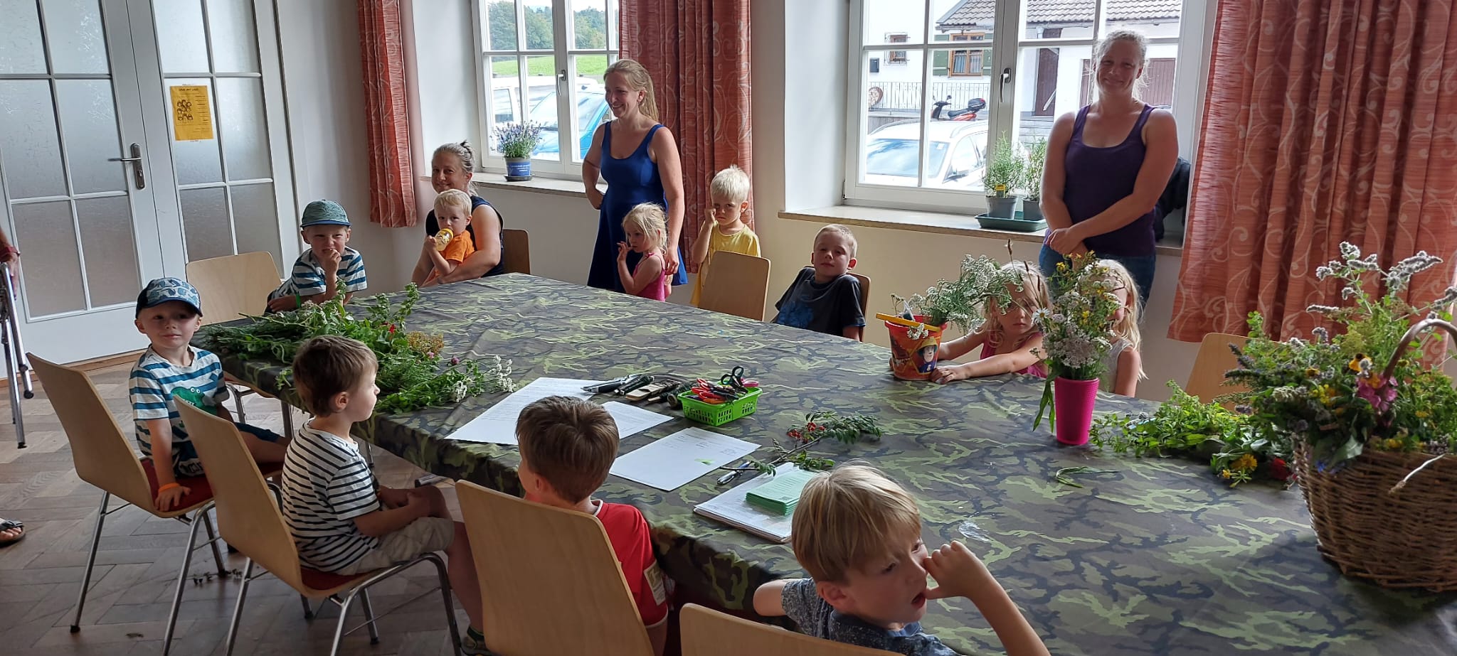 Kräuterbuschn und Familiengottesdienst