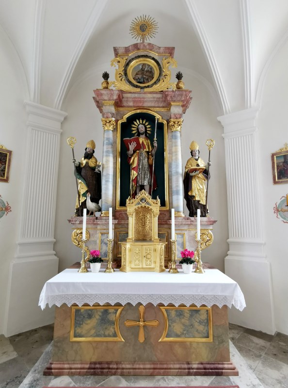 Jakobrettenbach_Innen_Altar