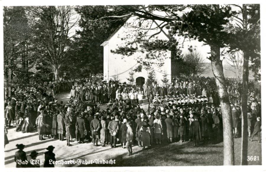 Leonhardi-Fahrt in Bad Tölz (Foto-Postkarte aus dem Gebirgskarten-Verlag Peter Triem, München)