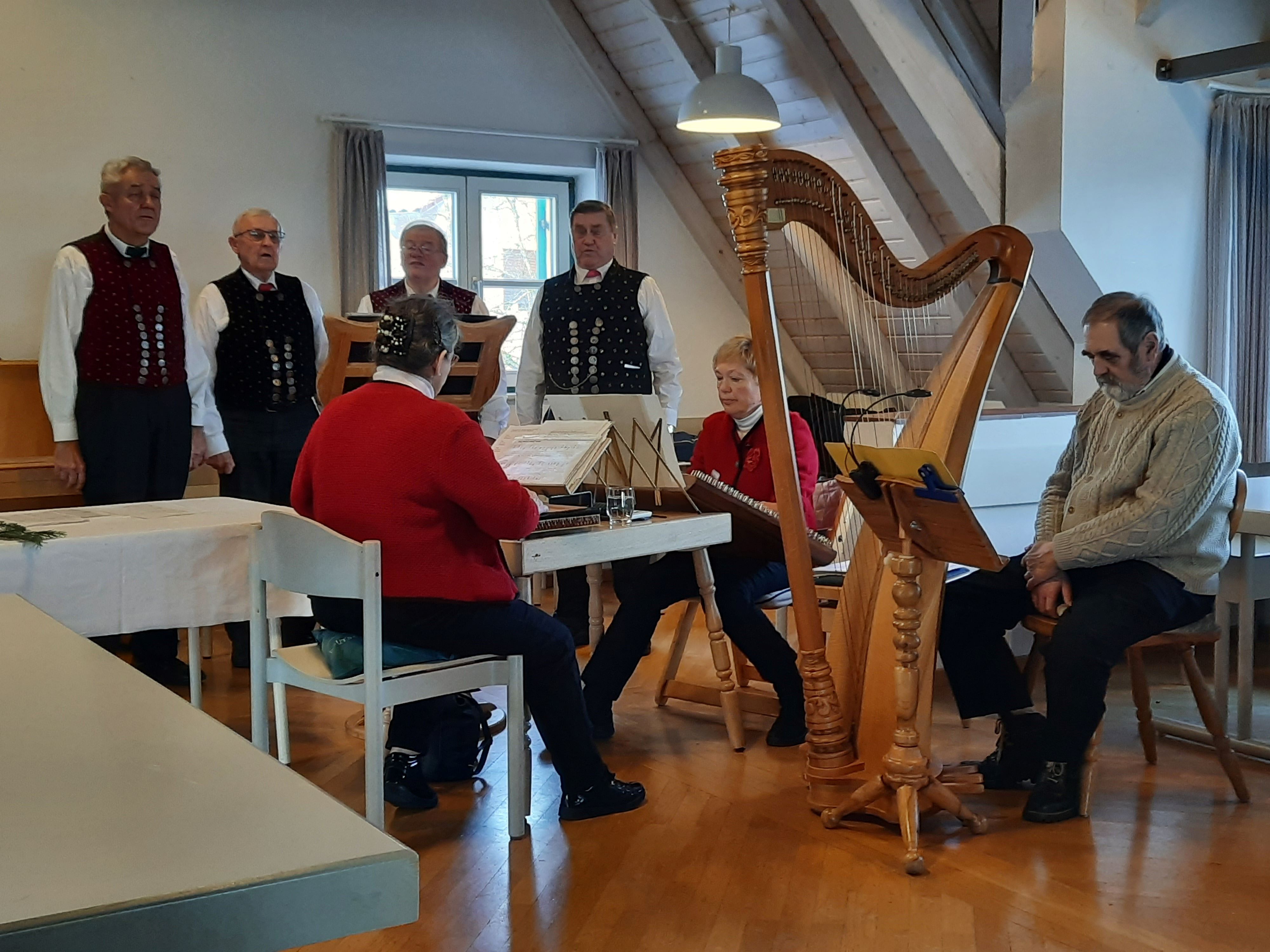 Adventfeier des Ü-60 Club Kleinberghofen Dez. 2023