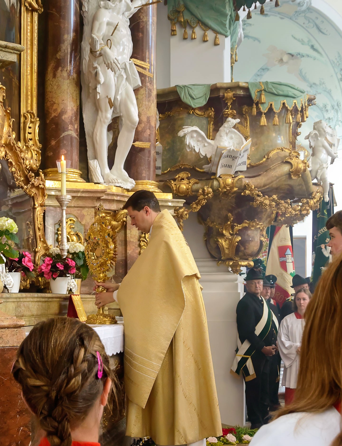 Fronleichnam in der Rotter Pfarrkirche
