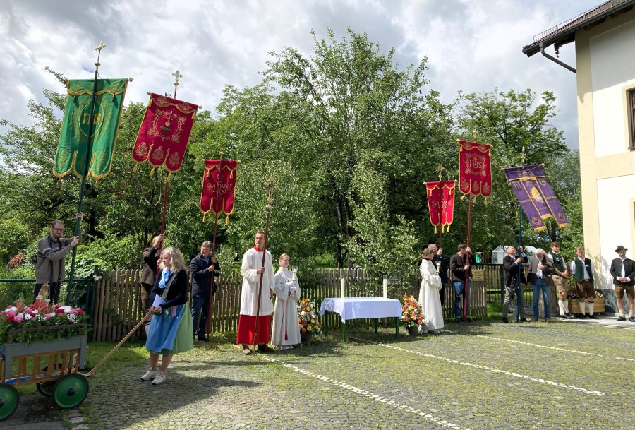 Ankunft am Ferstlhof