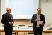 Verlesung und Übergabe des Projektauftrages durch Generalvikar Christoph Klingan an Dekan Franz von Lüninck
