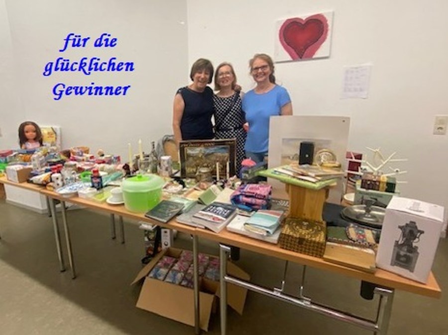 Bilder v. Pfarrfest 2024 in St. Albertus Magnus