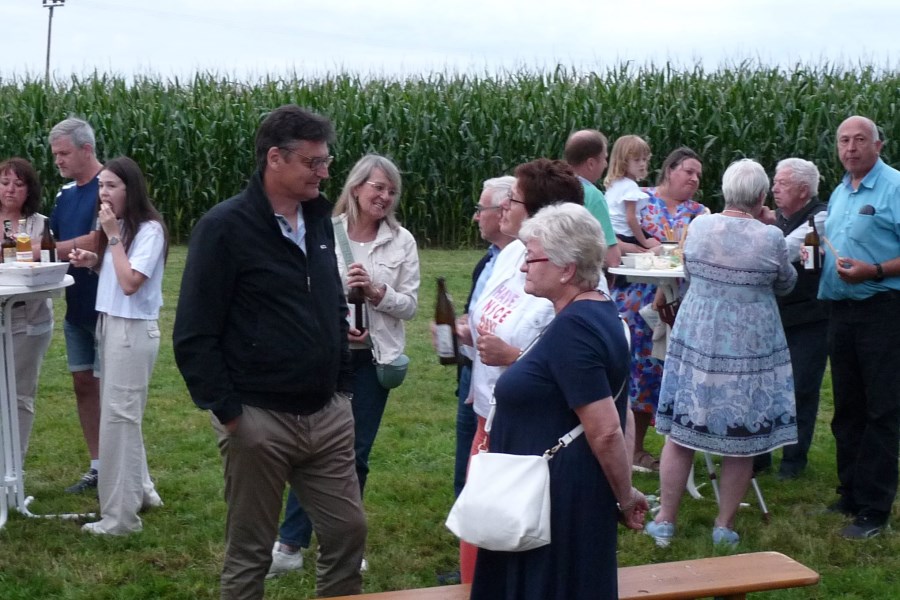 48 auch Landrat Max Heimerl war unter den Gästen