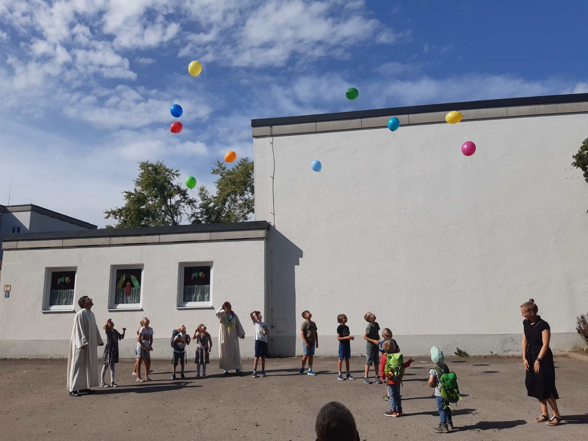 Ballons steigen