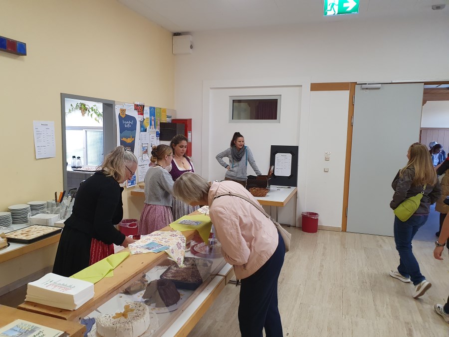 Gemeinsames Pfarrfest mit 30 Jahre Rathaus und Tag der offenen Tür im Forstamt