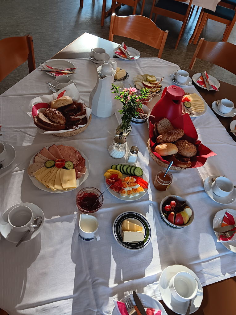 Kirchenfrühstück der kfd Rohrdorf