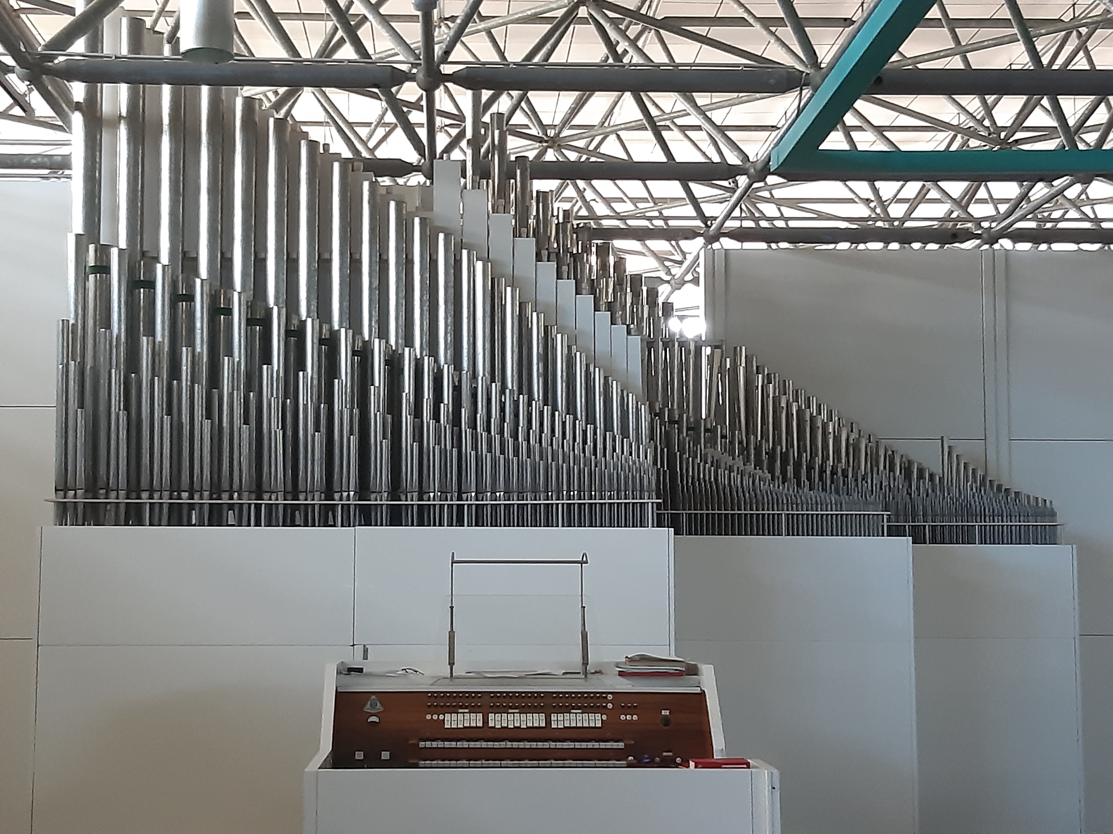 Orgel in FC, frontal