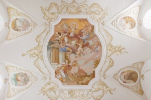 Hauptbild im Langhaus