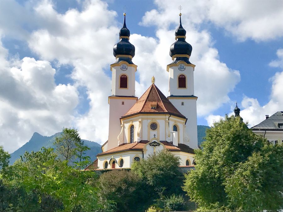 Pfarrkirche Darstellung des Herrn in Aschau im Chiemgau